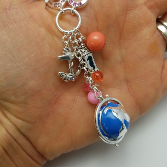 Multi pendant necklace - Picture 4 of 4